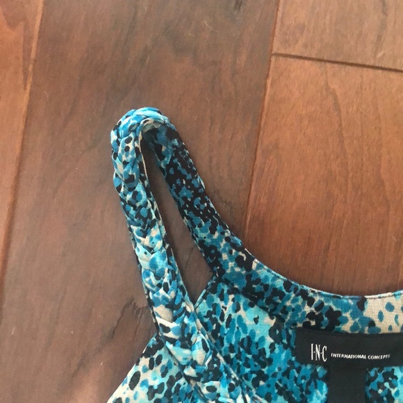 Top - Picture 2 of 6